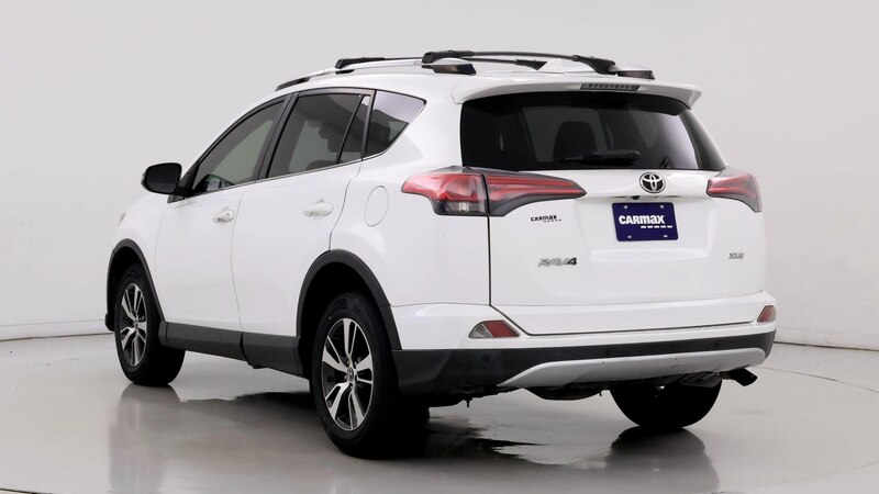 2016 Toyota RAV4 XLE 2