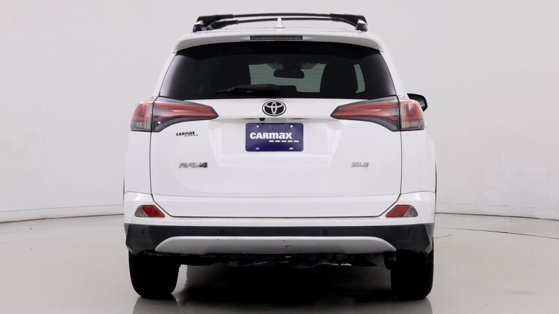 2016 Toyota RAV4 XLE 6