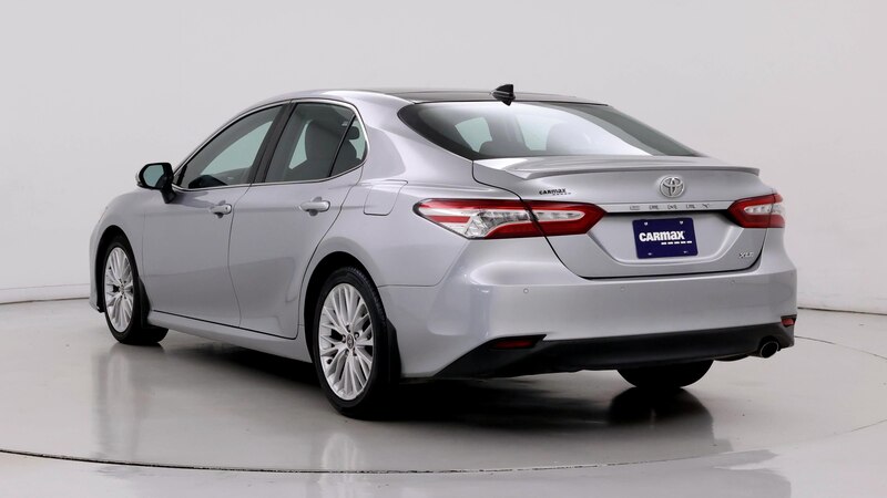 2020 Toyota Camry XLE 2