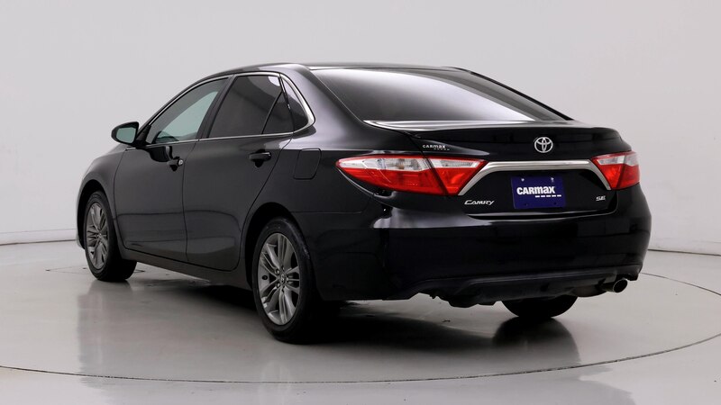 2016 Toyota Camry SE 2