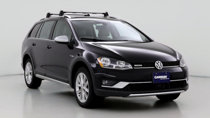 2017 Volkswagen Golf Alltrack SE Hero Image