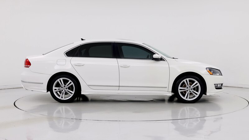 2015 Volkswagen Passat SEL 7