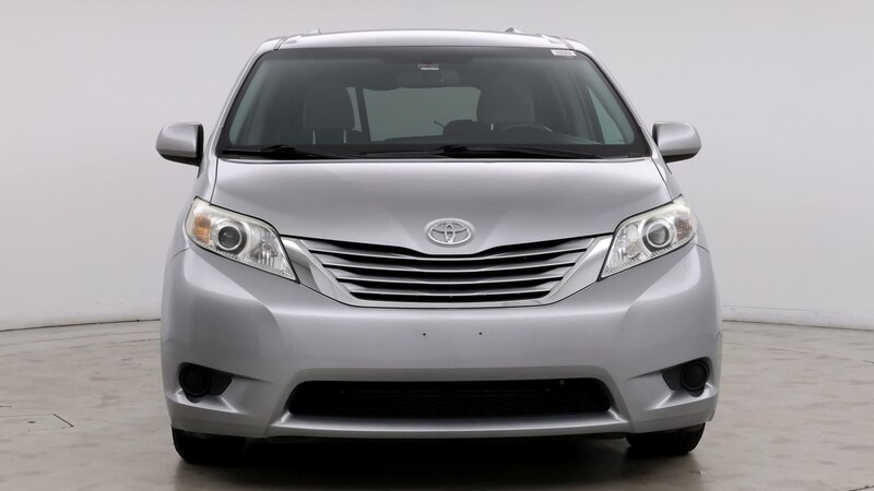 2017 Toyota Sienna LE 5