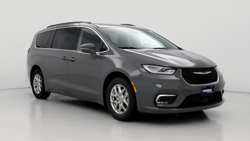 2022 Chrysler Pacifica Touring L Hero Image