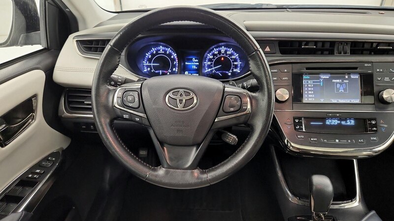 2015 Toyota Avalon XLE 10