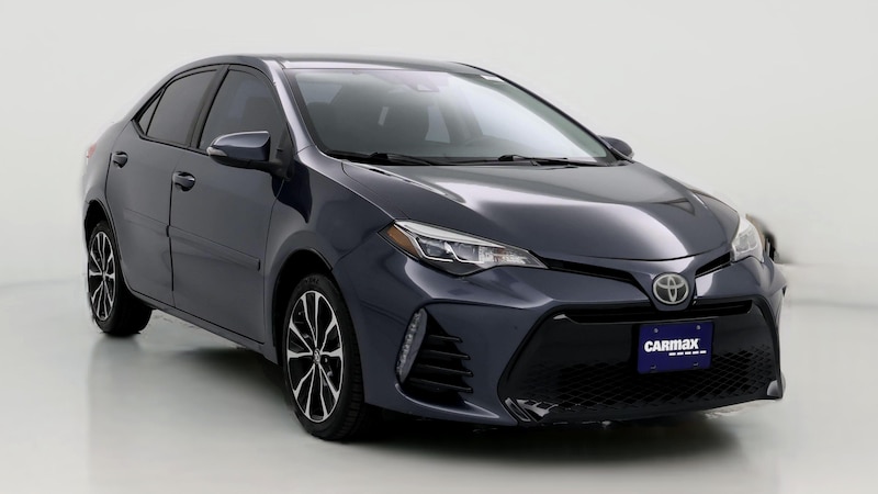 2017 Toyota Corolla SE Hero Image