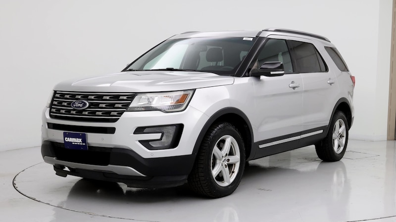 2017 Ford Explorer XLT 4