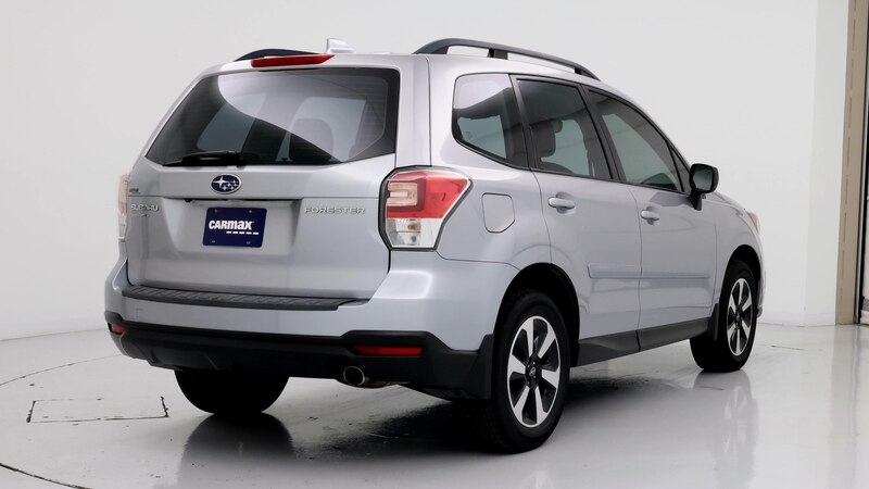 2018 Subaru Forester 2.5i 8