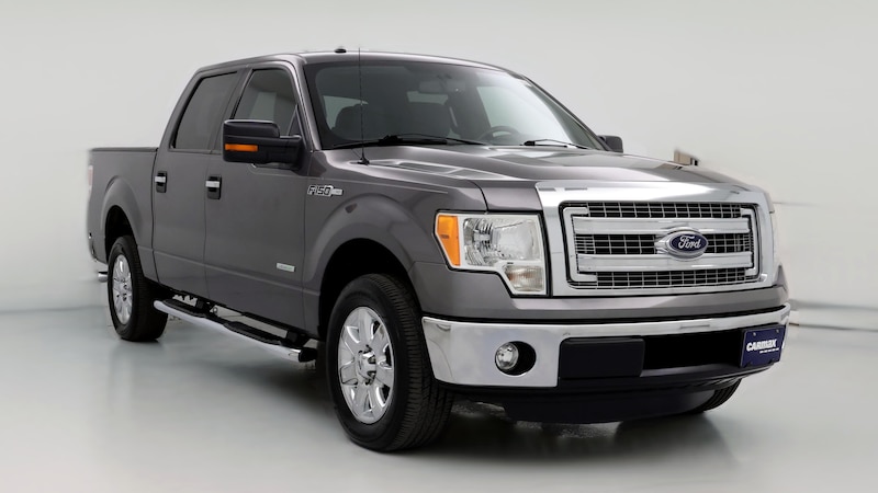 2013 Ford F-150 XLT Hero Image