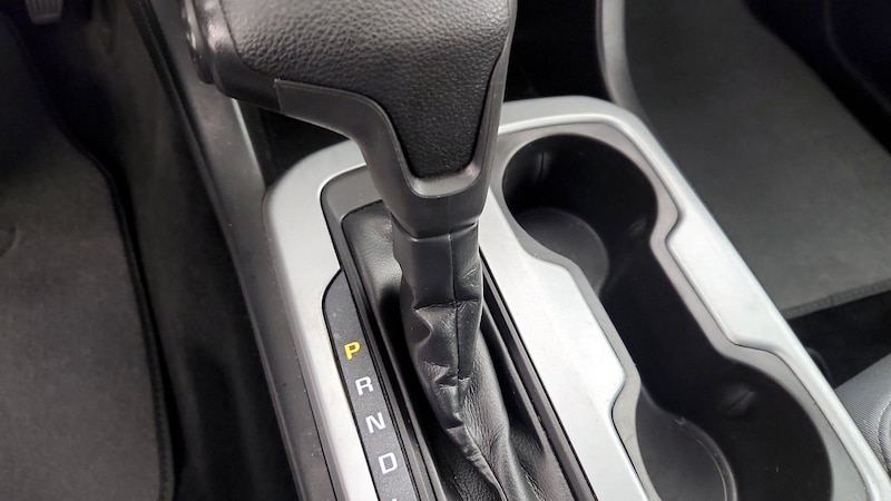 2019 Chevrolet Colorado LT 17
