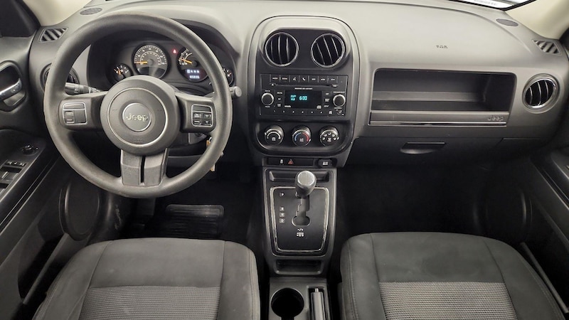 2016 Jeep Patriot Sport 9