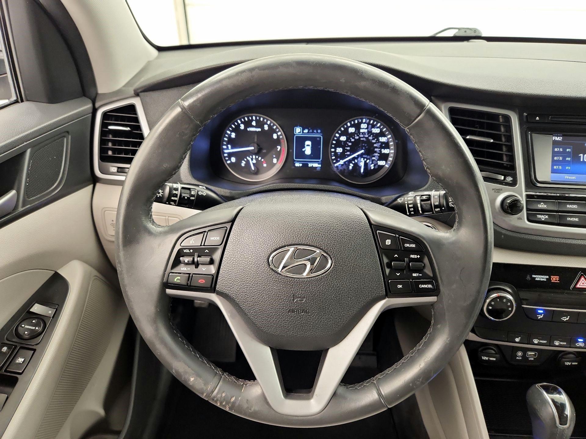 Thumbnail: 2017 Hyundai Tucson - 10