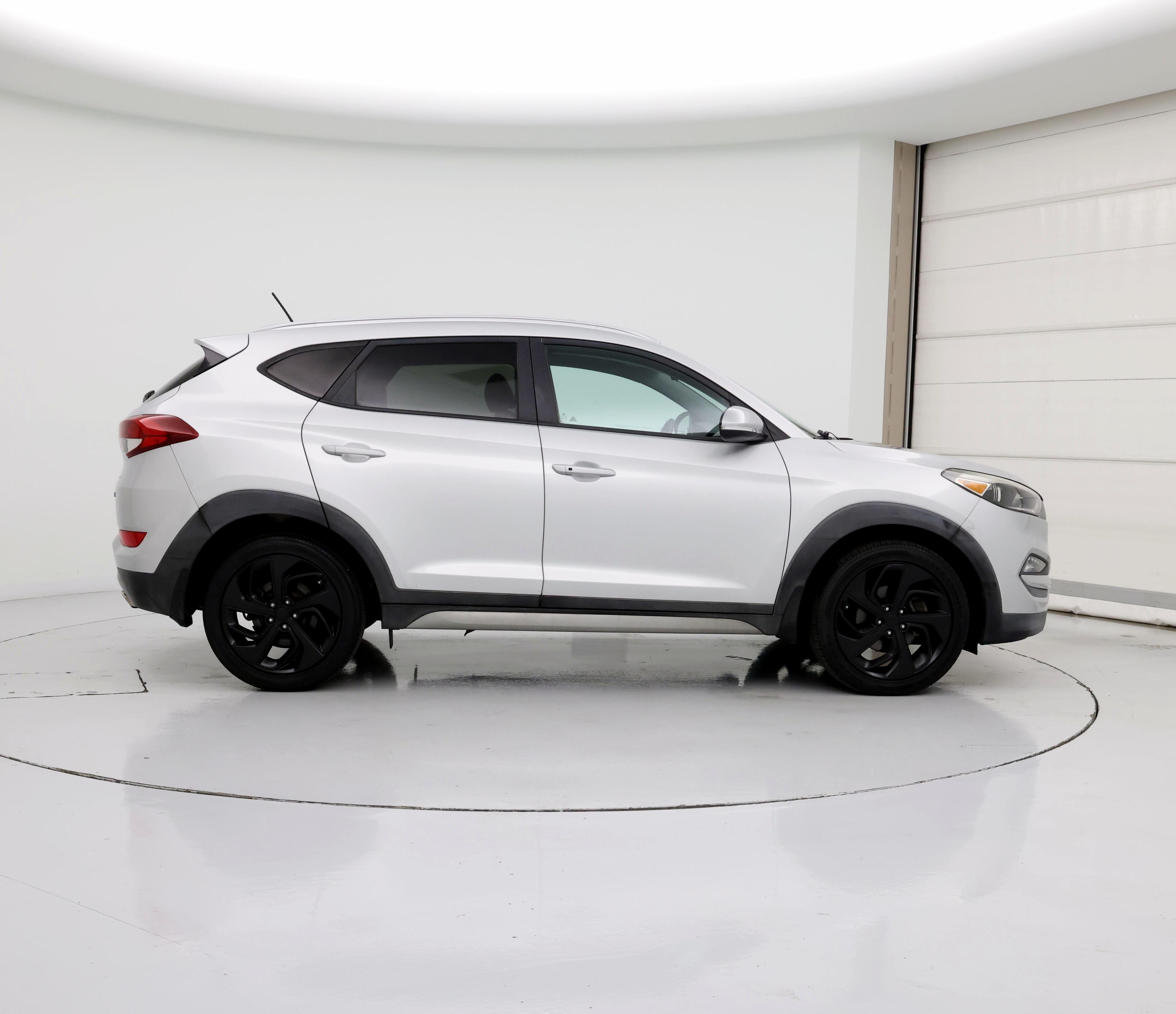 Thumbnail: 2017 Hyundai Tucson - 7