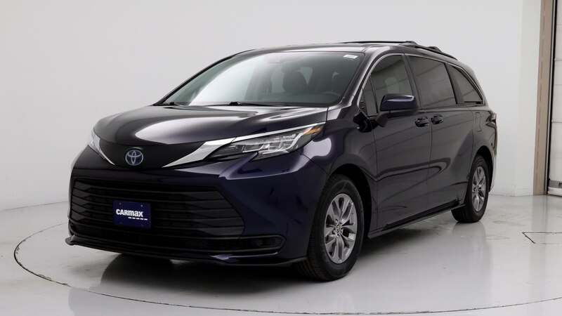 2021 Toyota Sienna LE 4