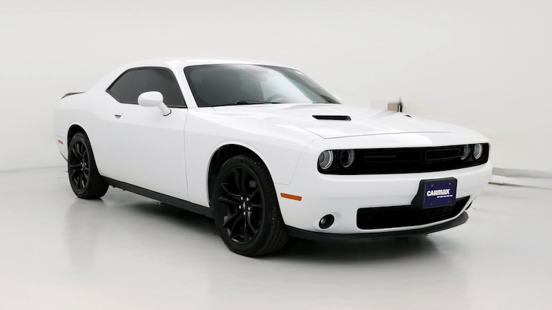 2018 Dodge Challenger SXT Hero Image