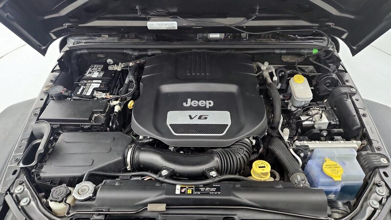 2018 Jeep Wrangler Unlimited Sport S 19