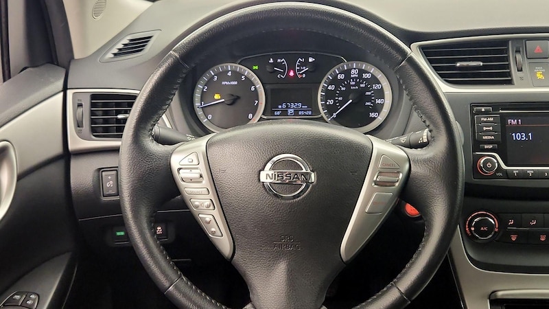 2015 Nissan Sentra SV 10