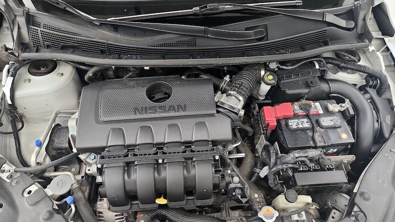 2015 Nissan Sentra SV 21