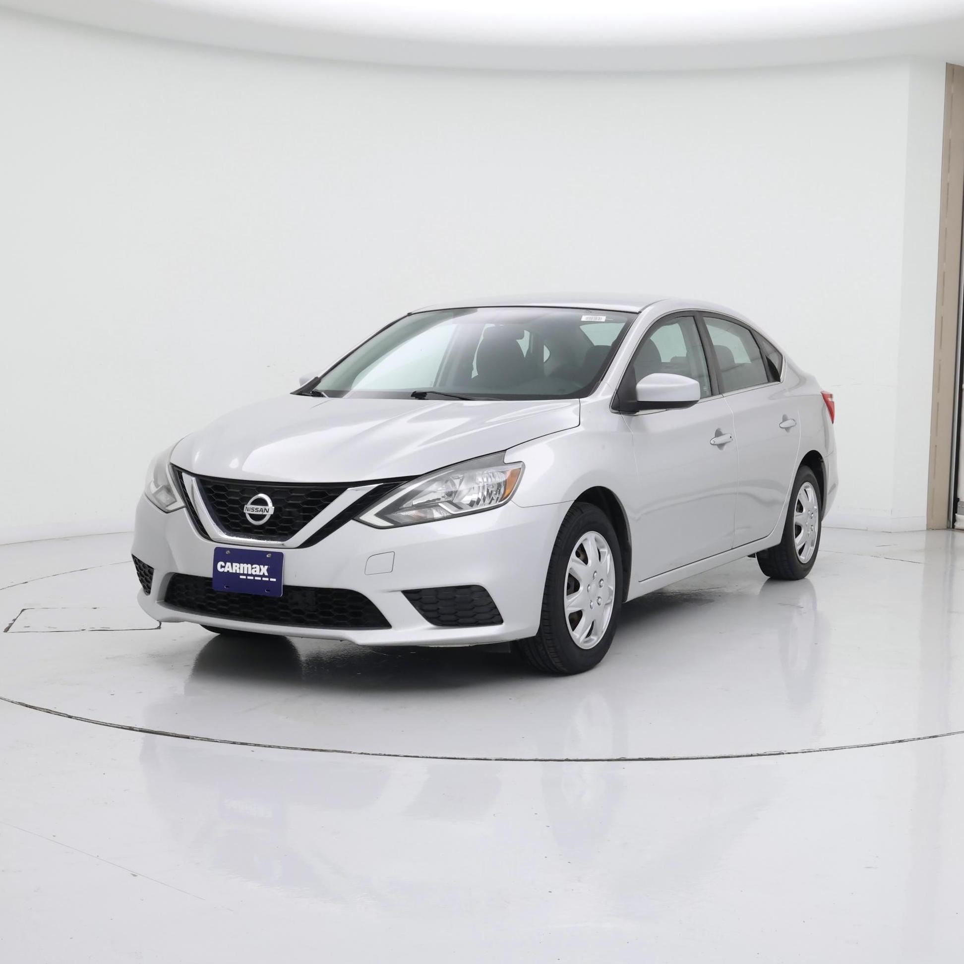 Thumbnail: 2016 Nissan Sentra - 4
