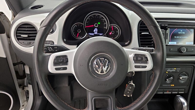 2015 Volkswagen Beetle Classic 10