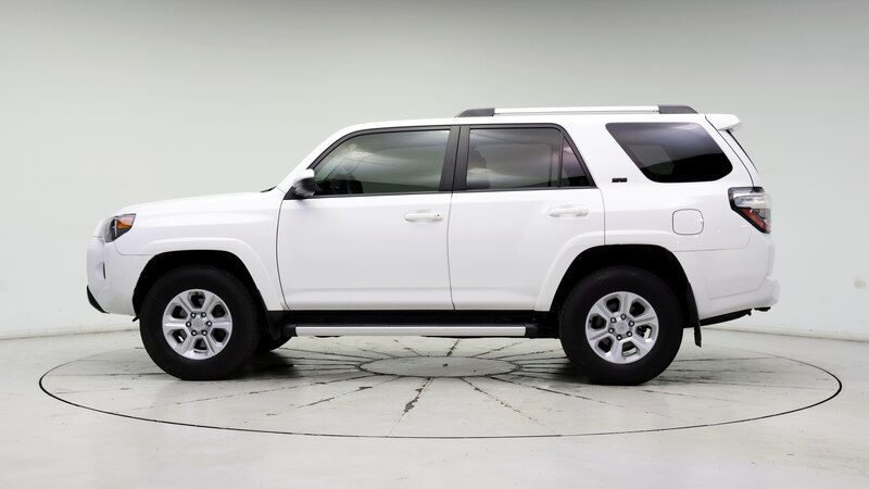 2022 Toyota 4Runner SR5 3