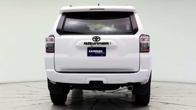 2022 Toyota 4Runner SR5 6