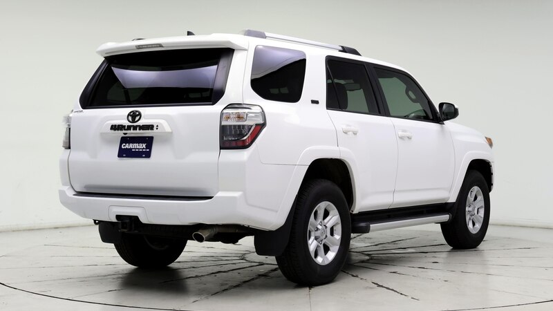 2022 Toyota 4Runner SR5 8