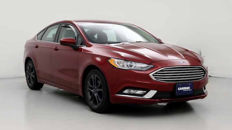 2018 Ford Fusion SE Hero Image