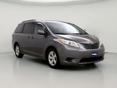 2015 Toyota Sienna LE -
                Hartford, CT