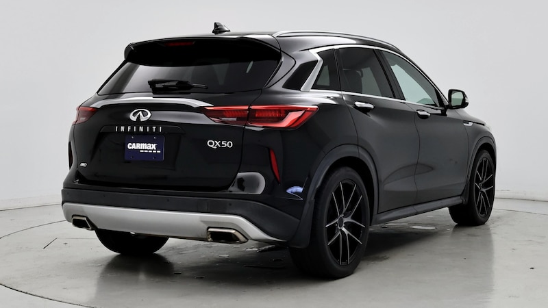 2019 INFINITI QX50 Essential 8