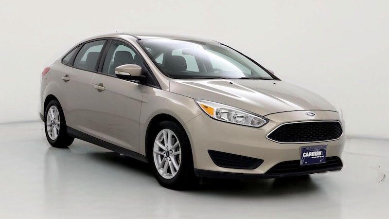 2016 Ford Focus SE Hero Image