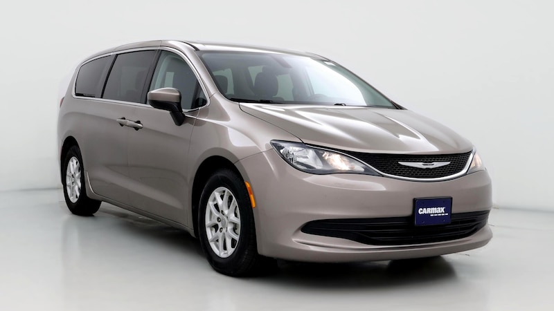 2017 Chrysler Pacifica LX Hero Image