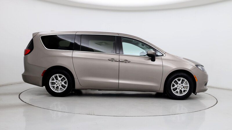 2017 Chrysler Pacifica LX 7