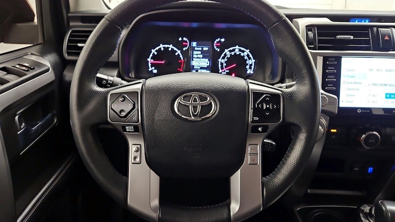 2021 Toyota 4Runner SR5 10