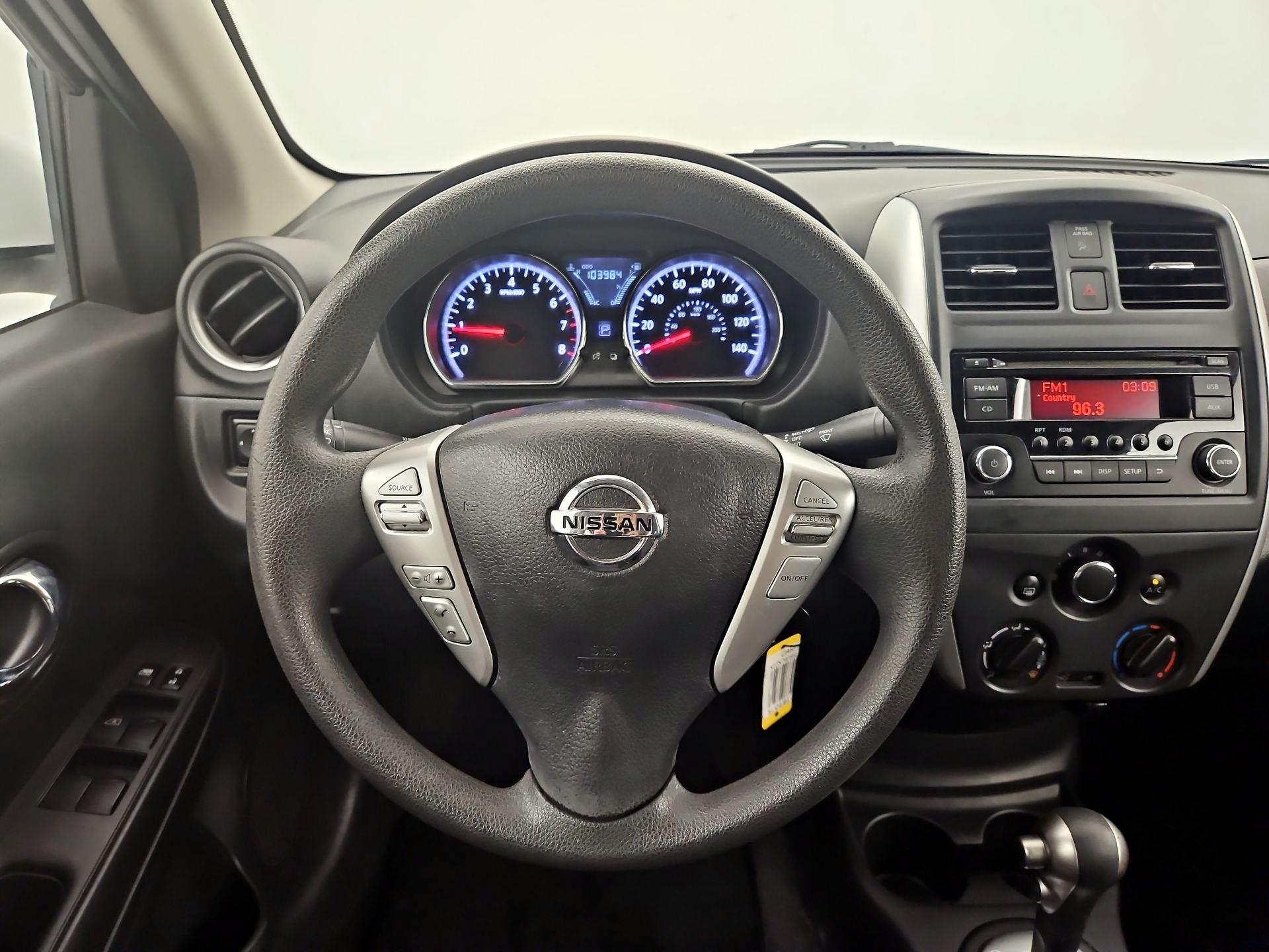 Thumbnail: 2016 Nissan Versa - 10