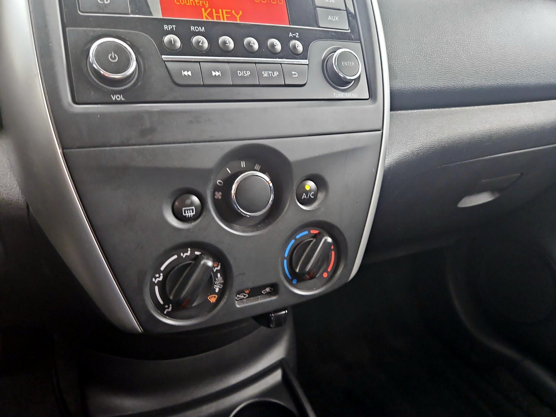 Thumbnail: 2016 Nissan Versa - 15