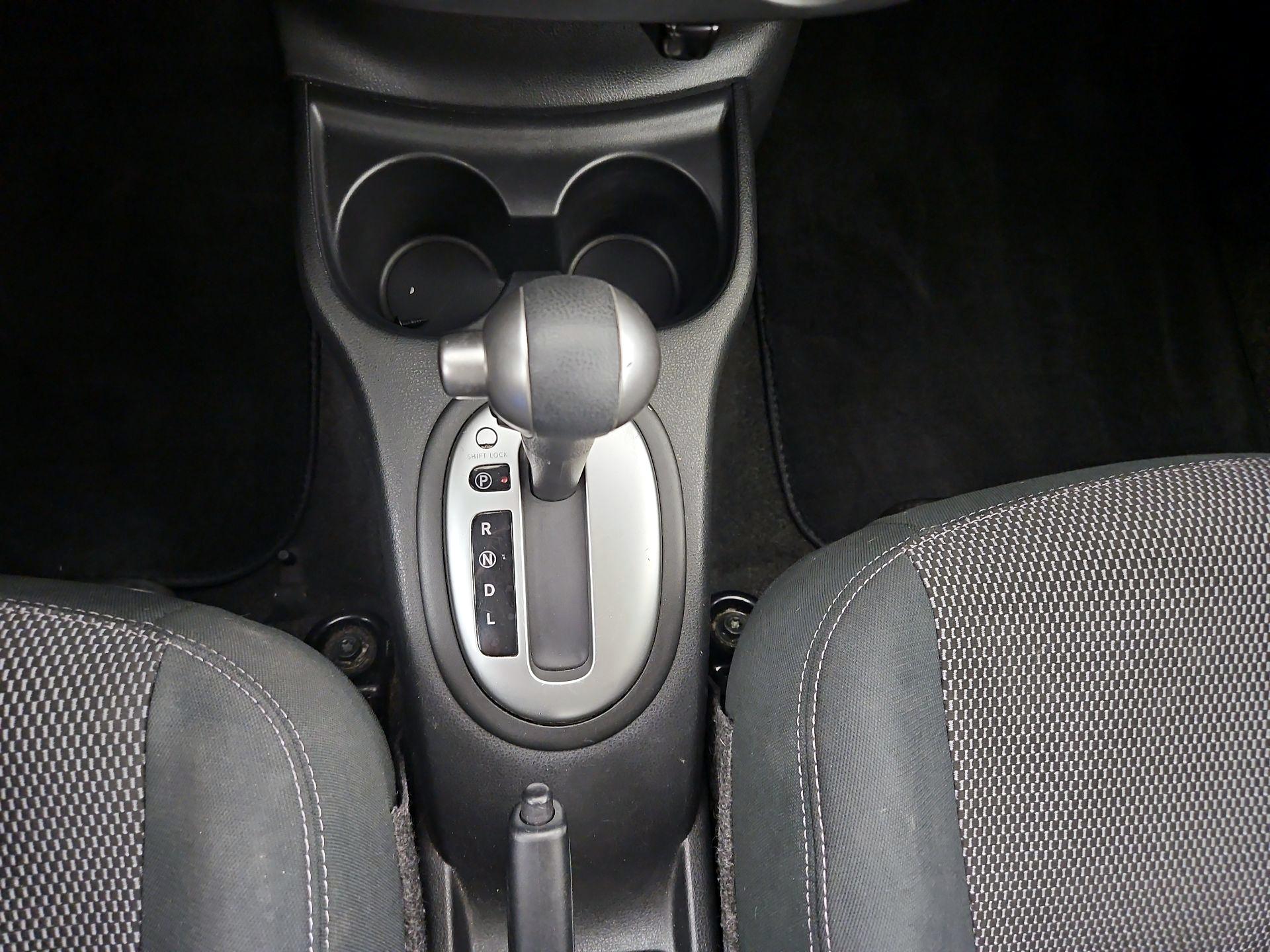 Thumbnail: 2016 Nissan Versa - 16
