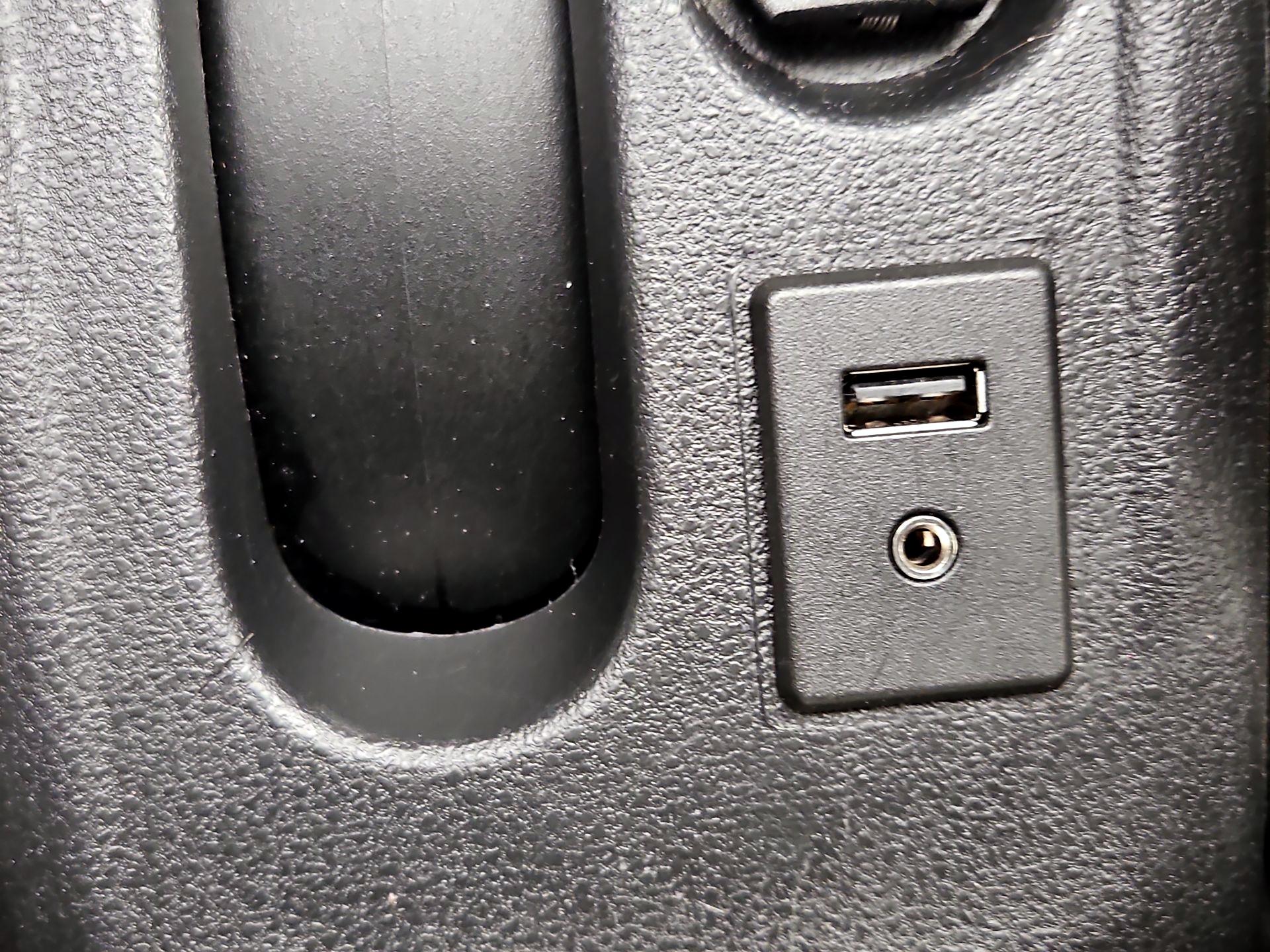 Thumbnail: 2016 Nissan Versa - 17