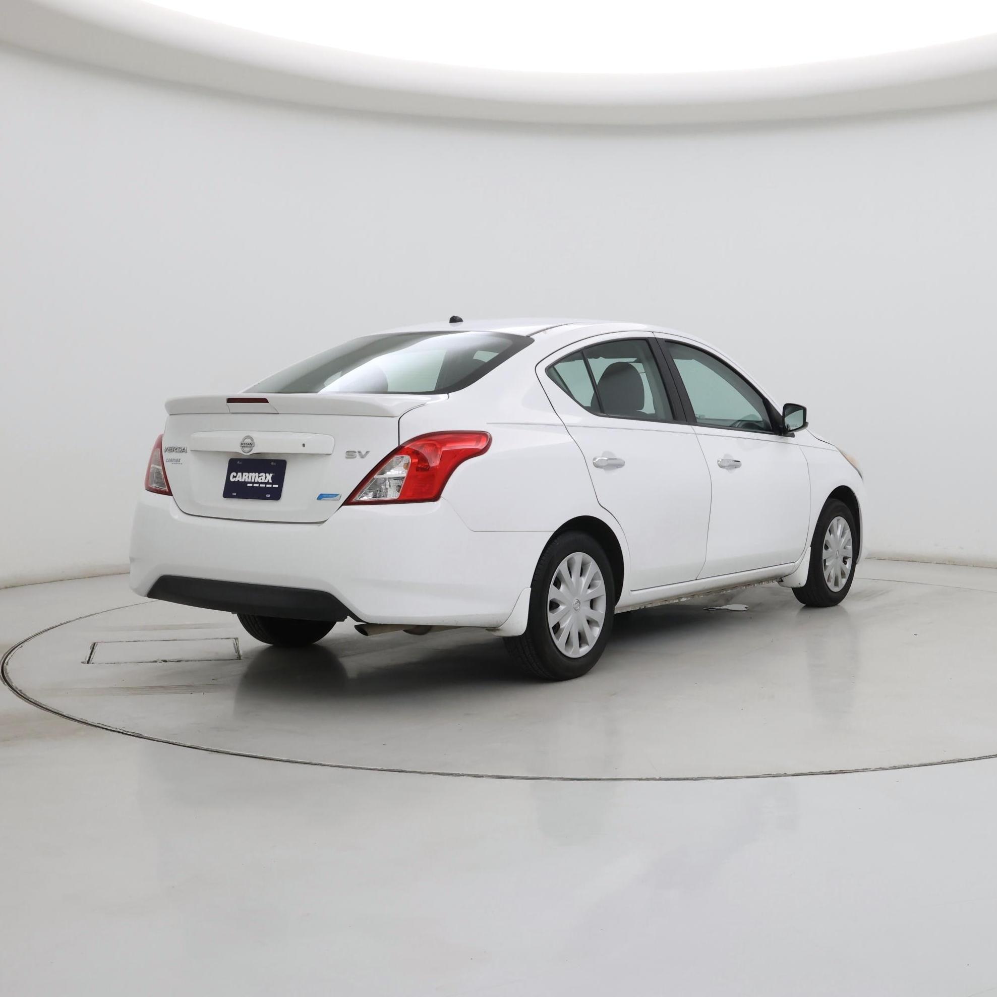 Thumbnail: 2016 Nissan Versa - 8
