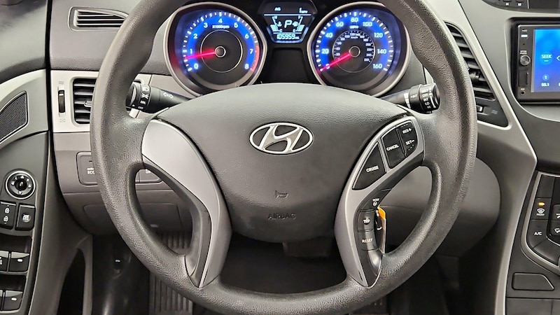 2015 Hyundai Elantra SE 10