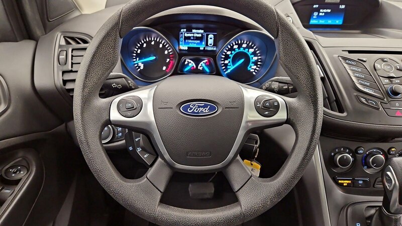 2016 Ford Escape SE 10