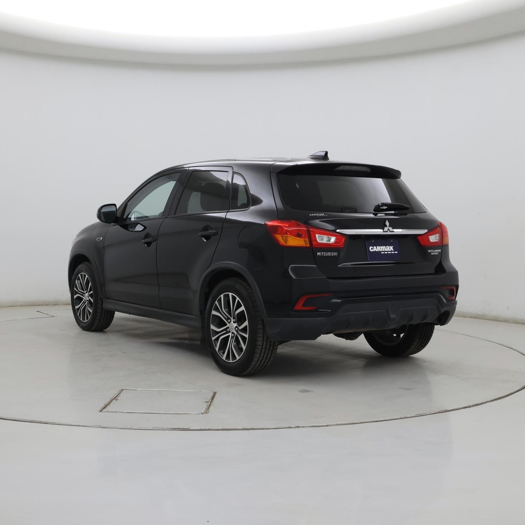 Thumbnail: 2019 Mitsubishi Outlander Sport - 2