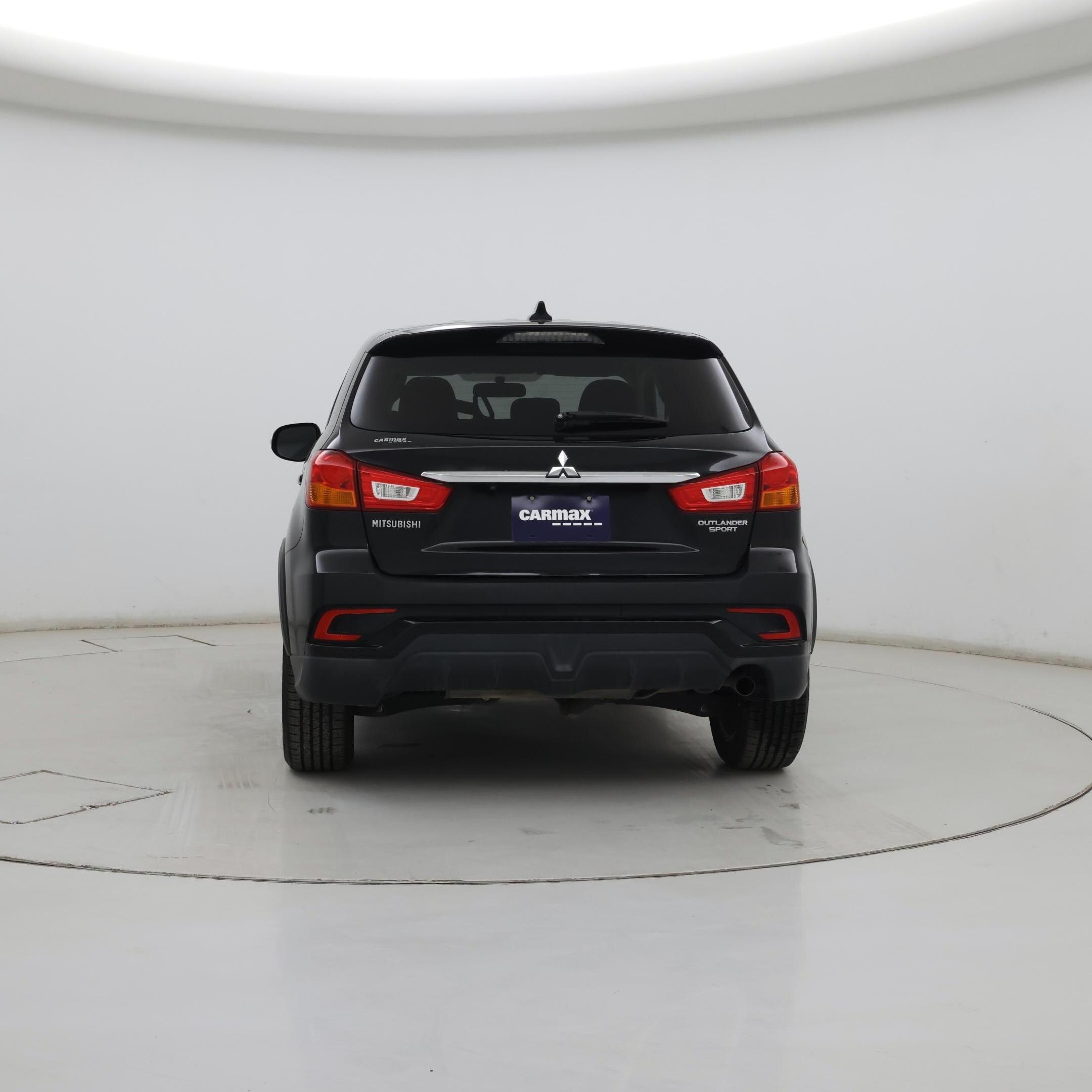 Thumbnail: 2019 Mitsubishi Outlander Sport - 6