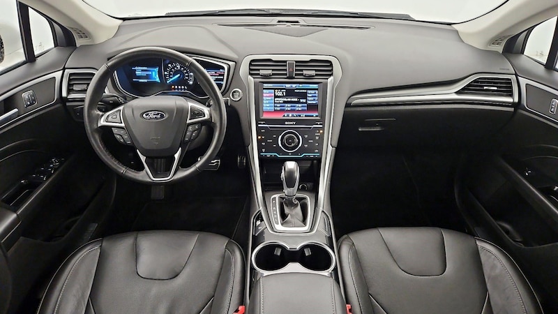 2014 Ford Fusion Titanium 9