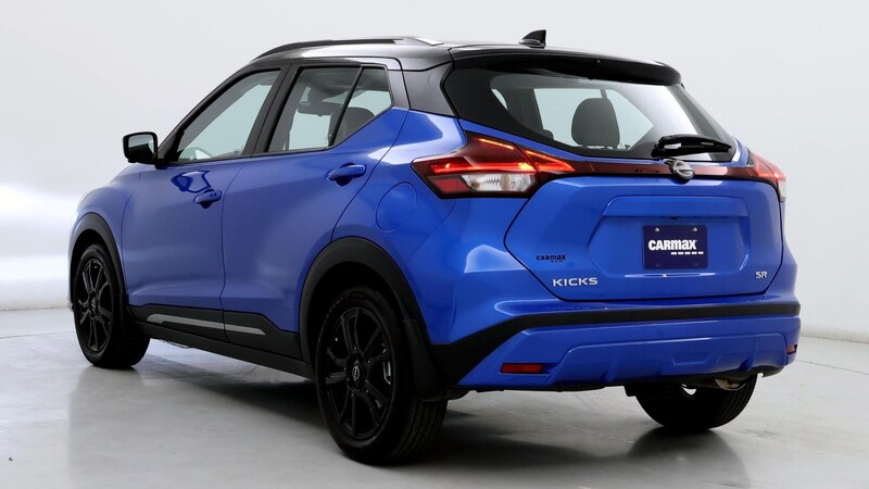 2023 Nissan Kicks SR 2