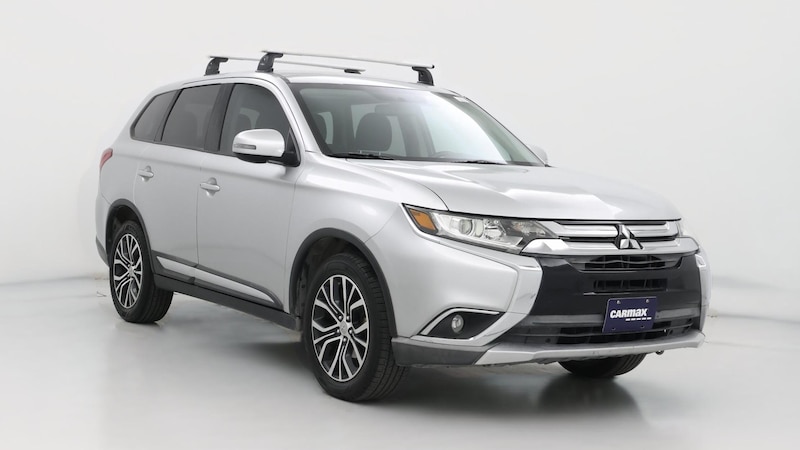 2018 Mitsubishi Outlander SE Hero Image