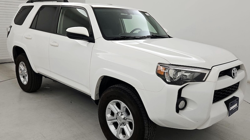 2018 Toyota 4Runner SR5 Hero Image