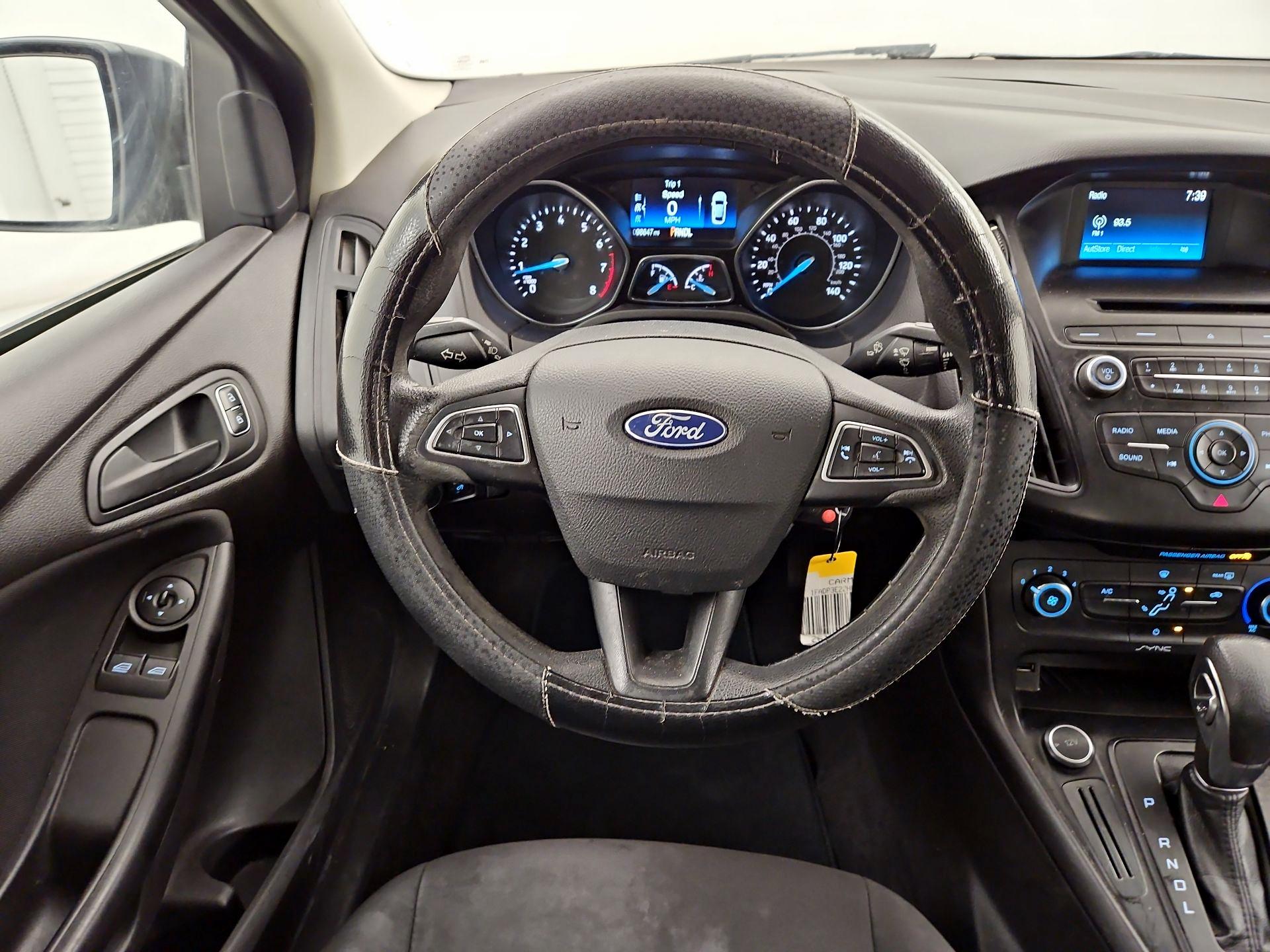 Thumbnail: 2017 Ford Focus - 10