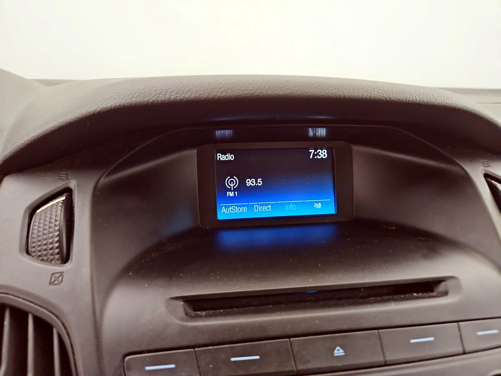 Thumbnail: 2017 Ford Focus - 15