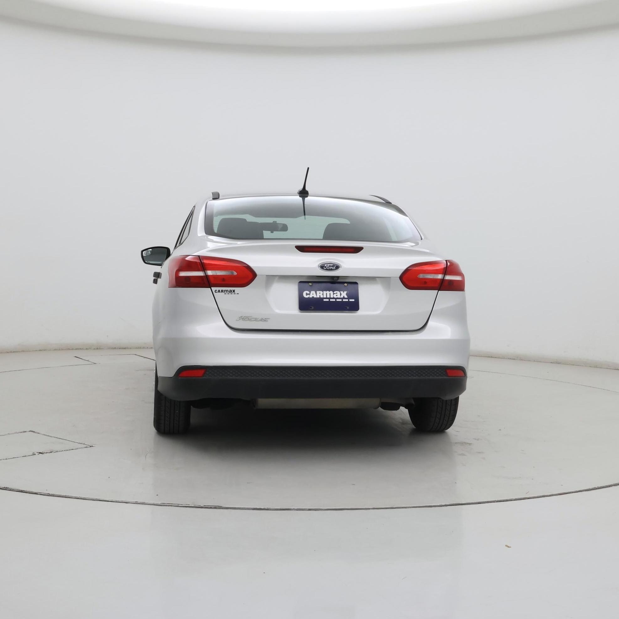 Thumbnail: 2017 Ford Focus - 6